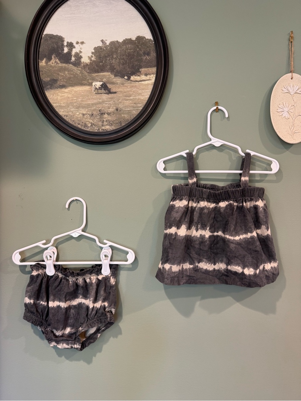 BABY GAP 2 piece tie dye toddler set